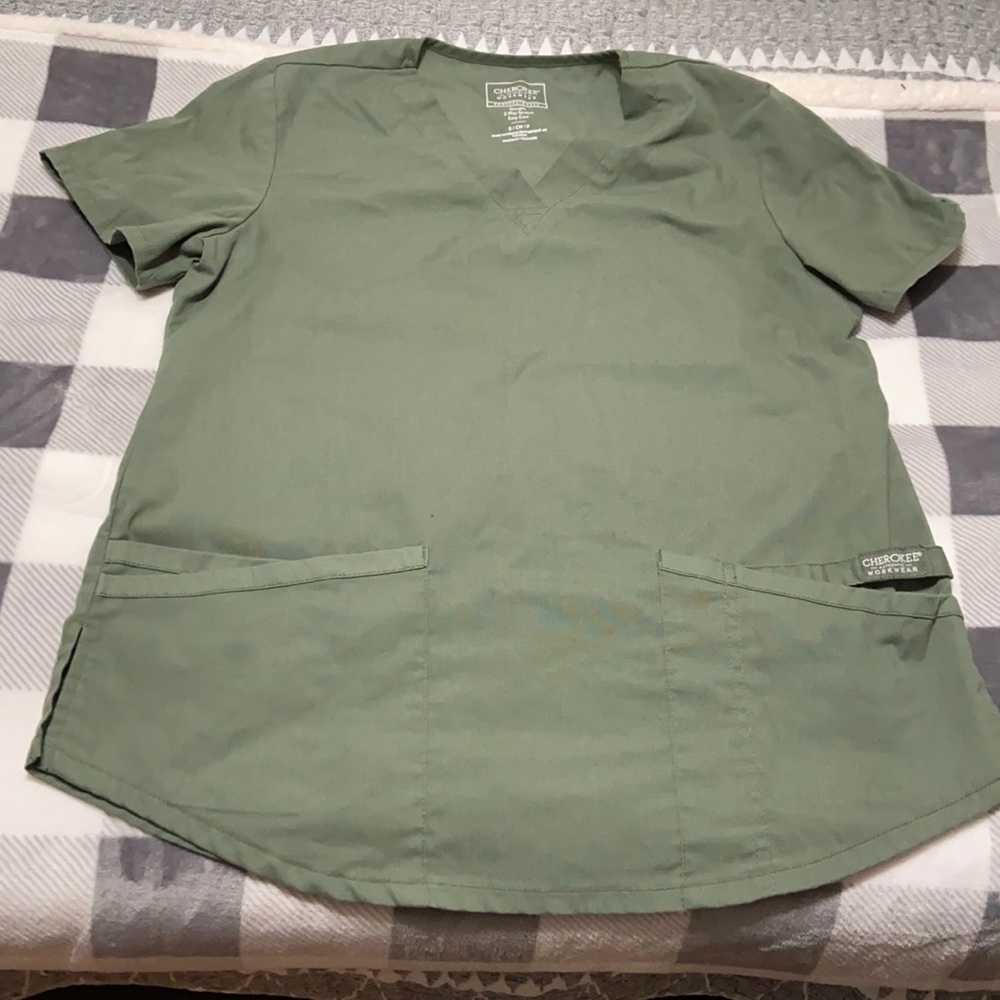 Scrub top